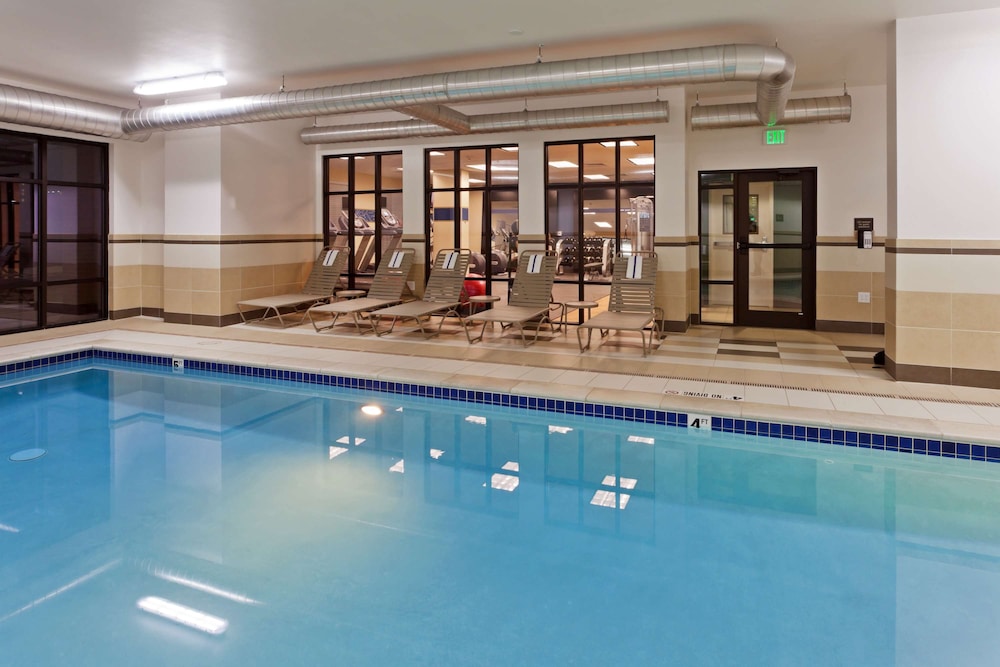 Hampton Inn & Suites Denver Airport Gateway Park - photo 33