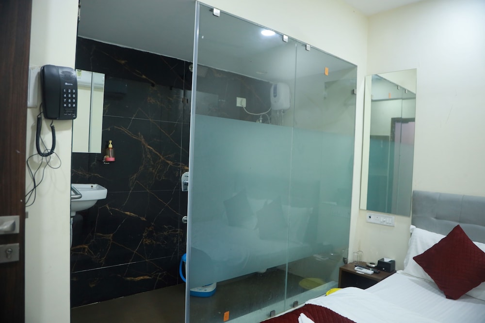 Hotel Lexus.5 in Mumbai, India