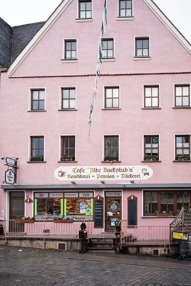 Cafe Alte Backstub n - carbon neutral hotel in Spalt