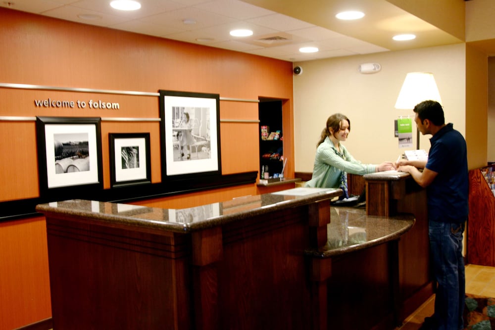 Hampton Inn & Suites Folsom - photo 8