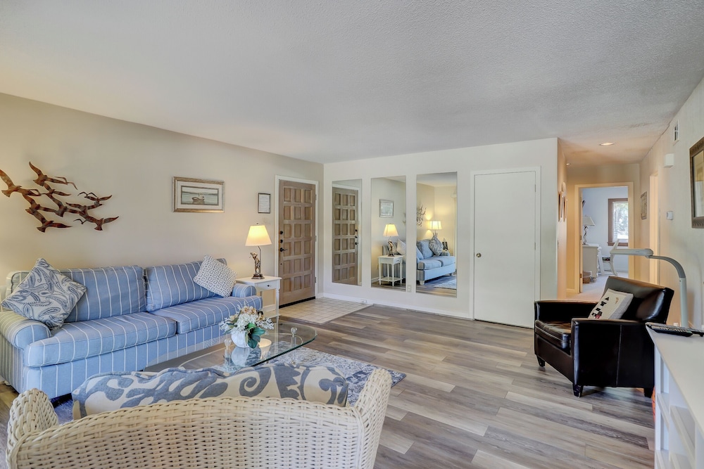 2362 Racquet Club at The Sea Pines Resort - photo 7