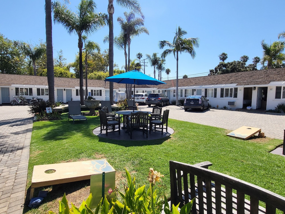 Marina Beach Motel - photo 101