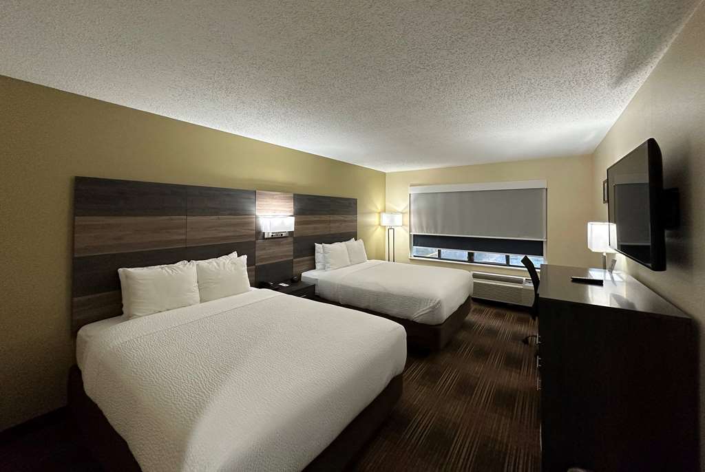 AmericInn by Wyndham Fort Atkinson - photo 13