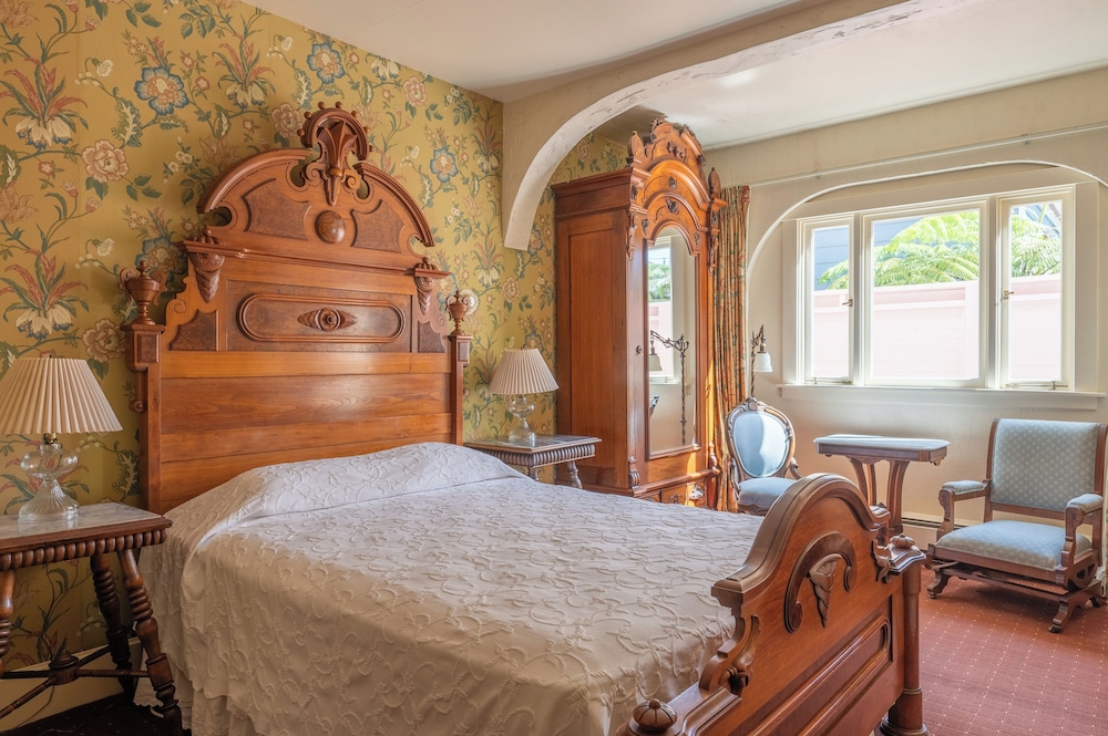 Martine Inn - photo 57