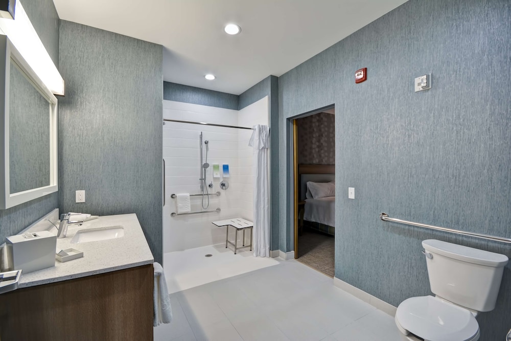 Home2 Suites by Hilton Jackson MI - photo 25