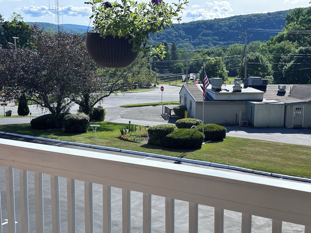 Cozy Corner Motel - photo 47