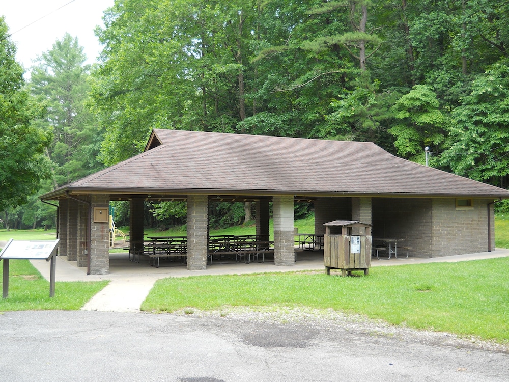 Greenbo Lake State Resort Park - photo 32