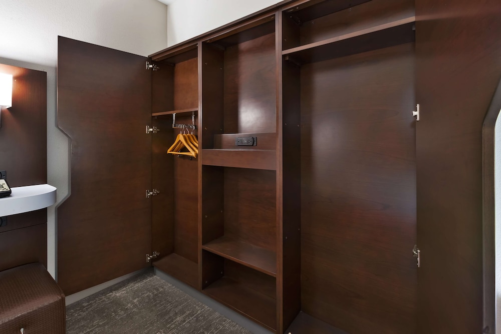 Hampton Inn Columbus Delaware I 71 North - photo 11