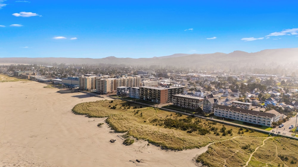 Sand & Sea Resort Condominiums - photo 983