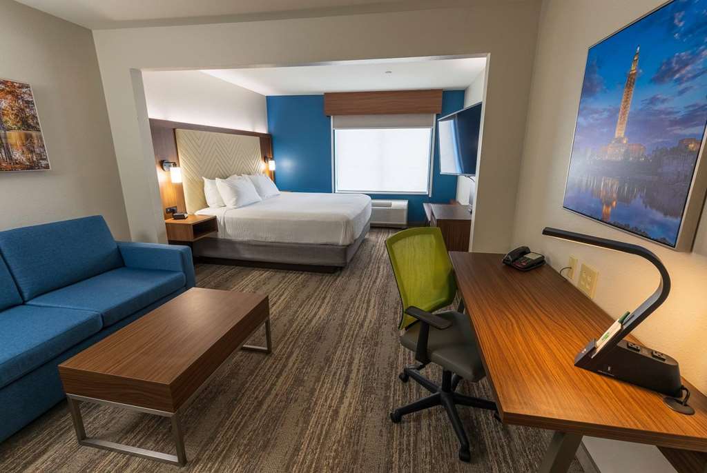 Wingate by Wyndham Lafayette Airport - photo 12