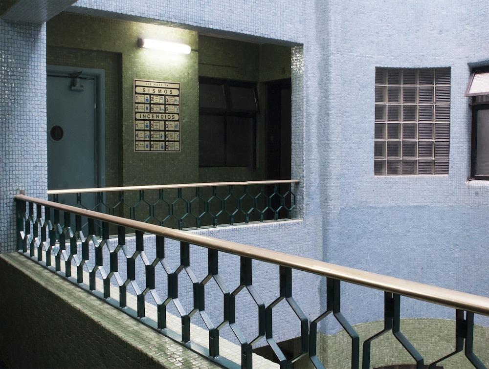 suites Madrid 11 — hotel in Mexico City