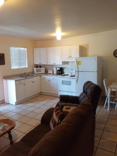 Stagecoach Suites - photo 35