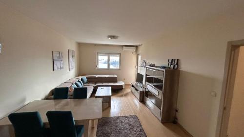 City kvart 2 bedroom apartment — 4-Star Luxury Hotel in Podgorica, Montenegro