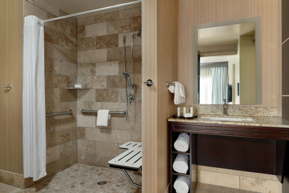 Embassy Suites by Hilton Salt Lake West Valley City - photo 47