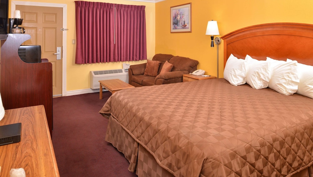 Magnuson Hotel Blythe - photo 9