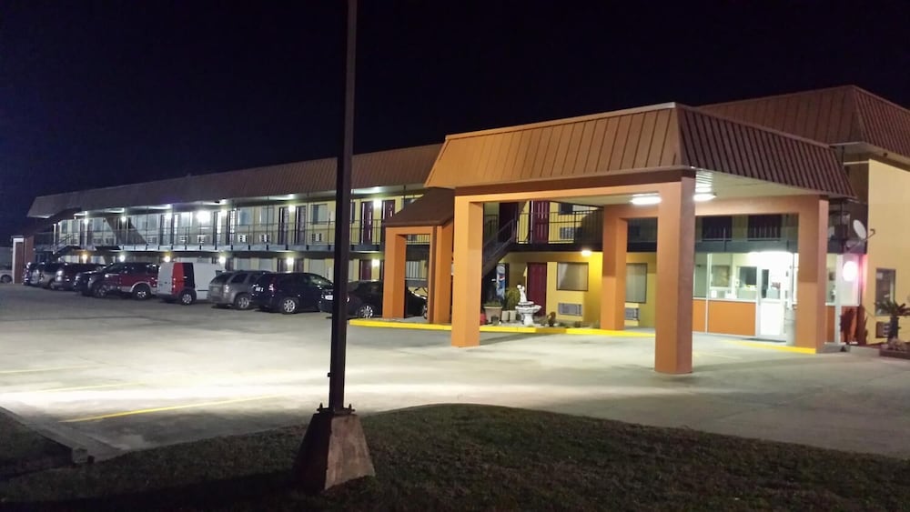 Western Motel - photo 18