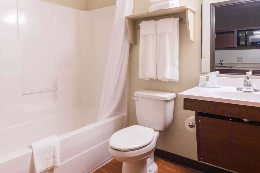 WoodSpring Suites Lafayette - photo 15