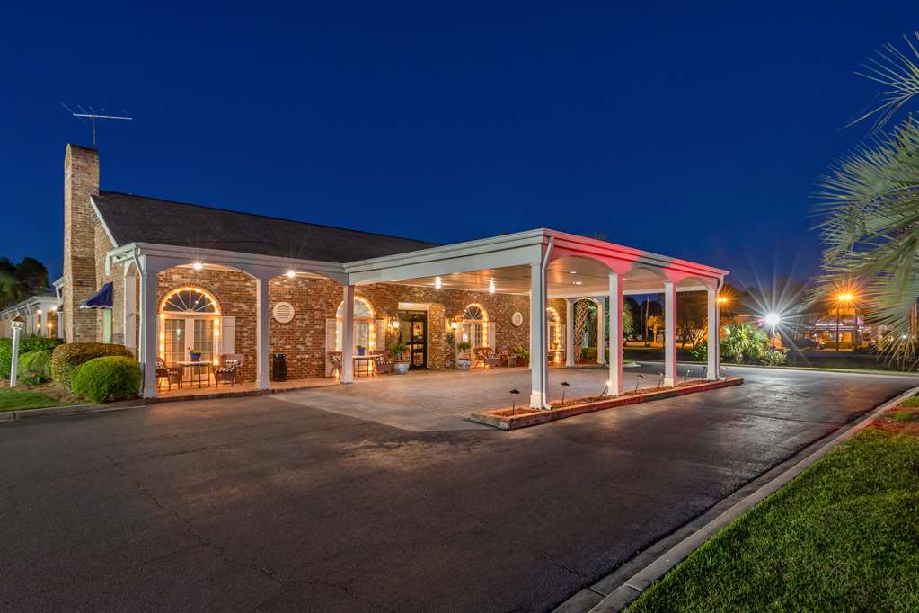 Best Western Plus Santee Inn - photo 8