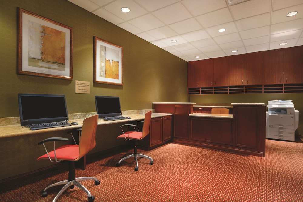 Embassy Suites by Hilton Norman Hotel & Conference Center - photo 41