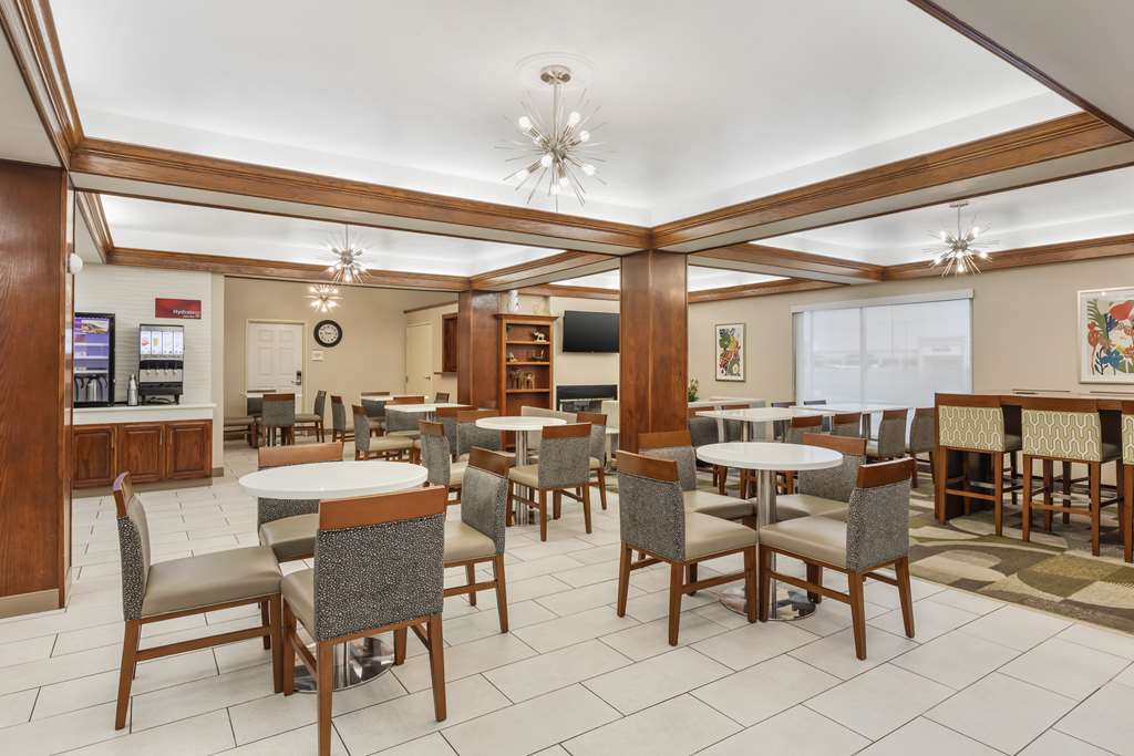 Best Western Plus Riata - photo 22
