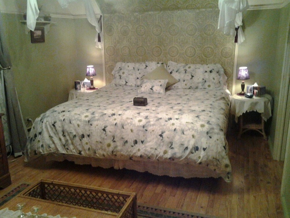 Gite Ici et Maintenant Hotel in Magog, Canada