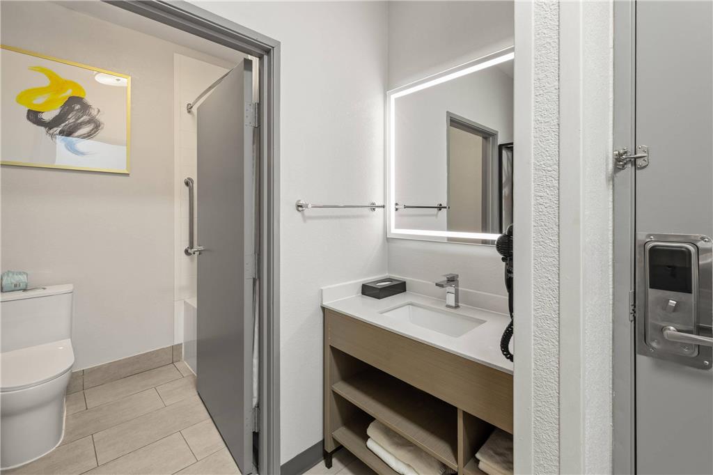 Comfort Inn & Suites Olathe Kansas City - photo 18