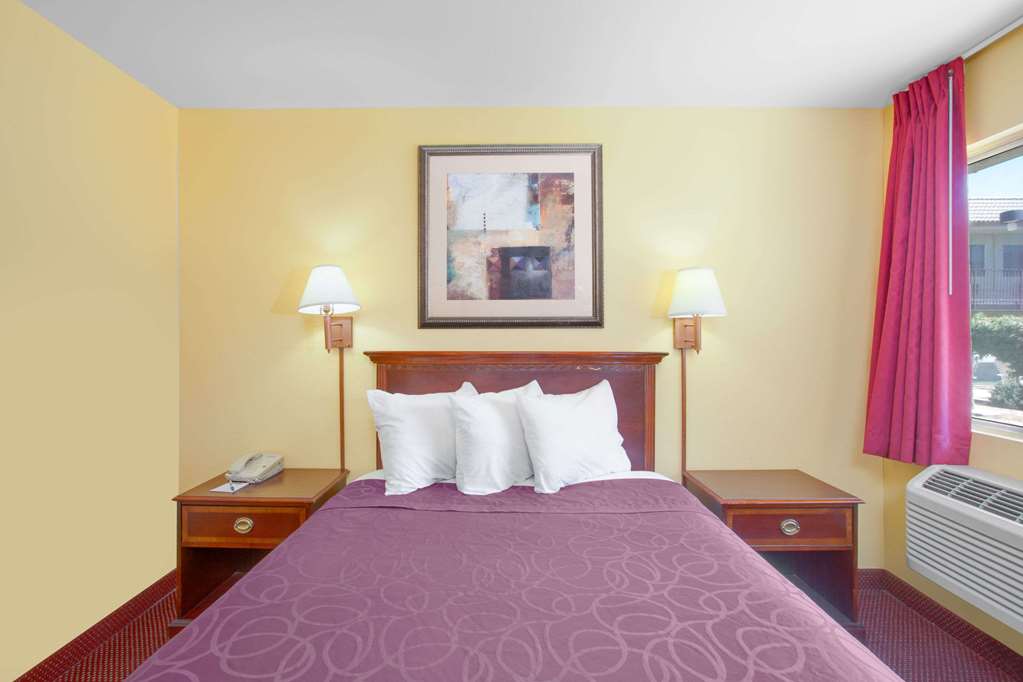 Baymont by Wyndham Coalinga - photo 12