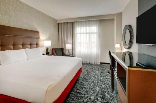 Drury Plaza Hotel Cincinnati Florence - photo 21
