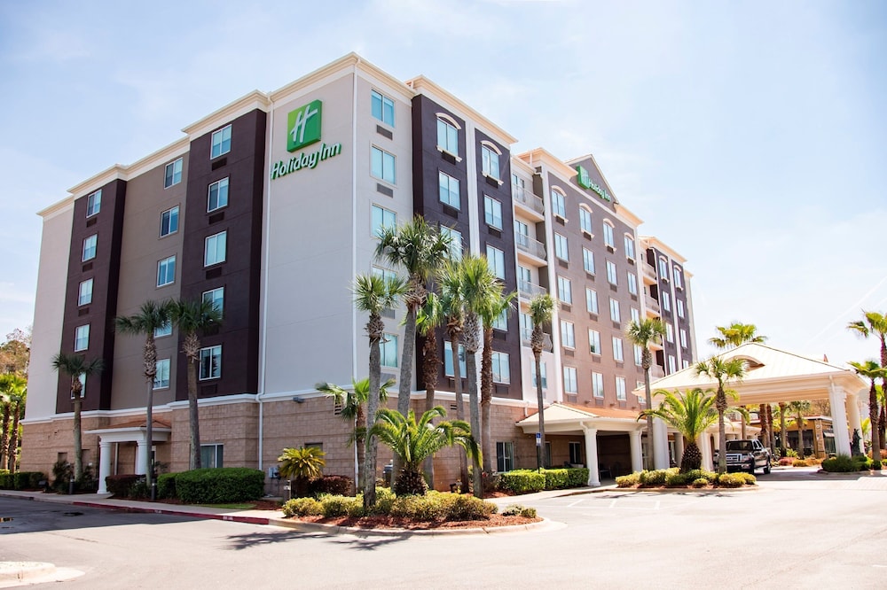 Holiday Inn & Suites Lake City by IHG - photo 23