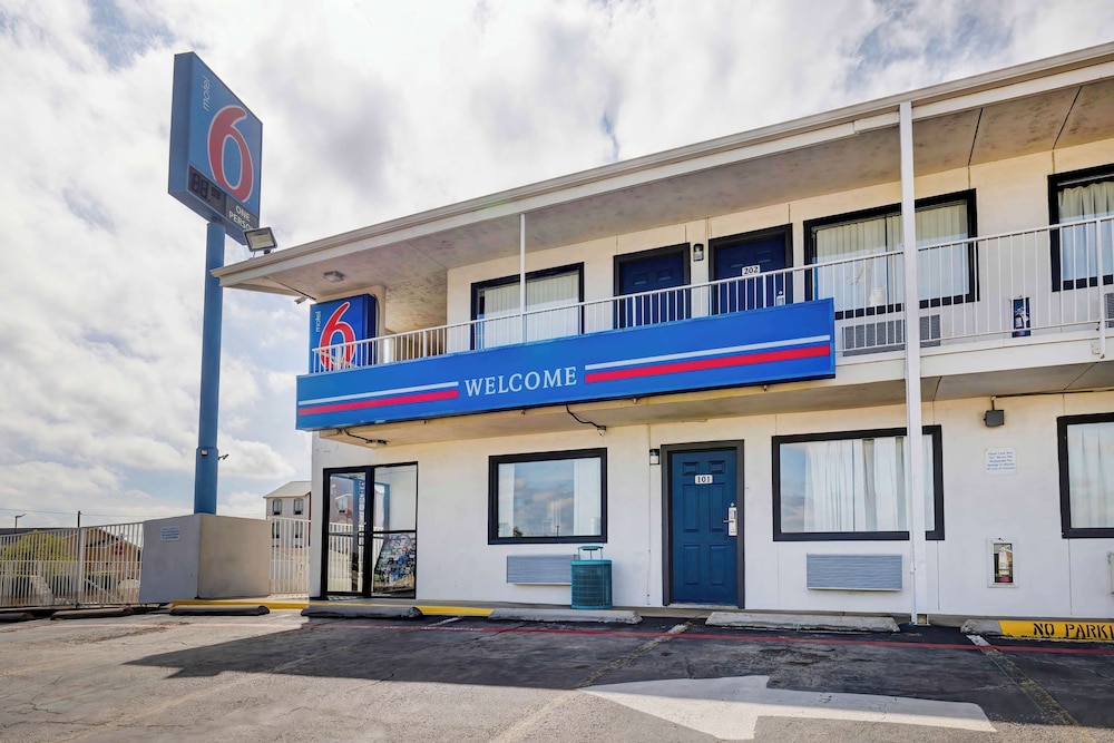 Motel 6 Denton Tx Unt in Denton, United States