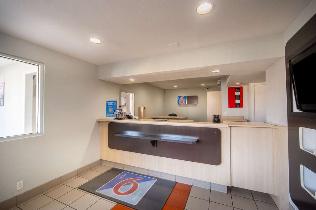 Motel 6 Del Rio Tx - photo 6