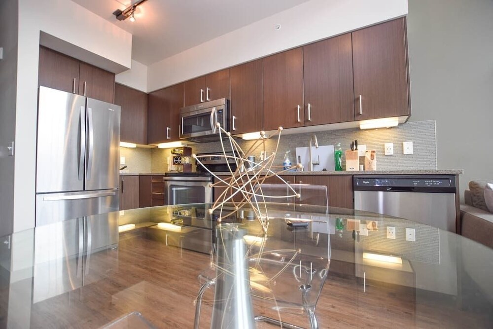 Capitol Hill Suites by Luxe Hubs - photo 27