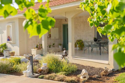 Bar Hadas Rose Farm in Unknown City, Israel