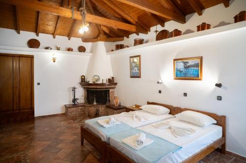 Giannakos Apartments — 4-Star Luxury Hotel in Neon Karlovasion, Greece
