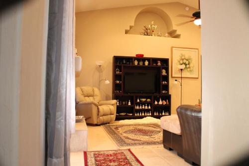 Arts Fenced Private Pool Fire World — Phoenix