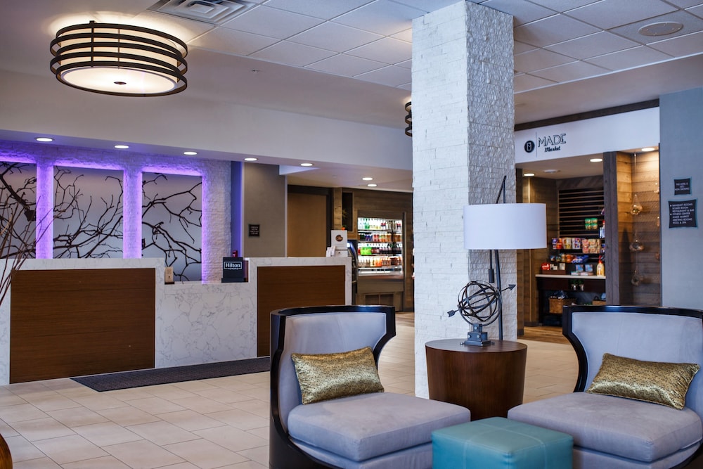 DoubleTree by Hilton Neenah - photo 6