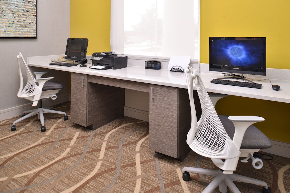 Holiday Inn Express Hotel & Suites Lafayette by IHG - photo 21
