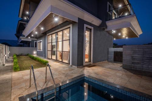 StayVista's Hillside Cove Mountain View Villa with Plunge Pool & Kids Zone — 4-Star Luxury Hotel in Lonavla, India