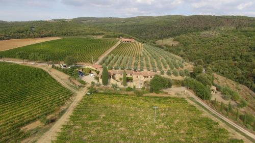 Villetta Caprili — 4-Star Luxury Hotel in Montalcino, Italy