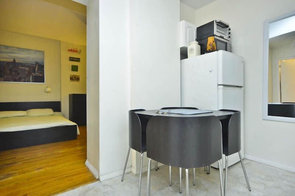Perfect Studio on Upper East Side - photo 11