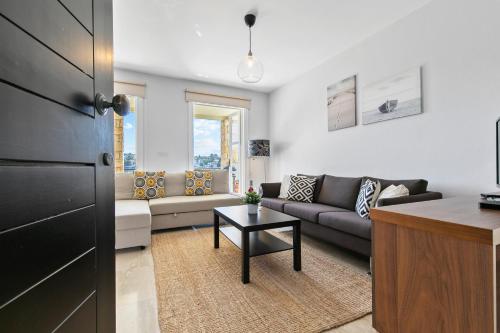 2 bedroom Apartment Avdimou with stunning sea views Aphrodite Hills Resort