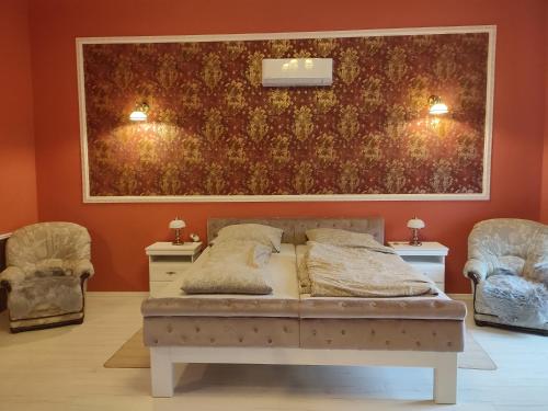 Zámecký apartmán Castle apartment — Stribro — photo 4
