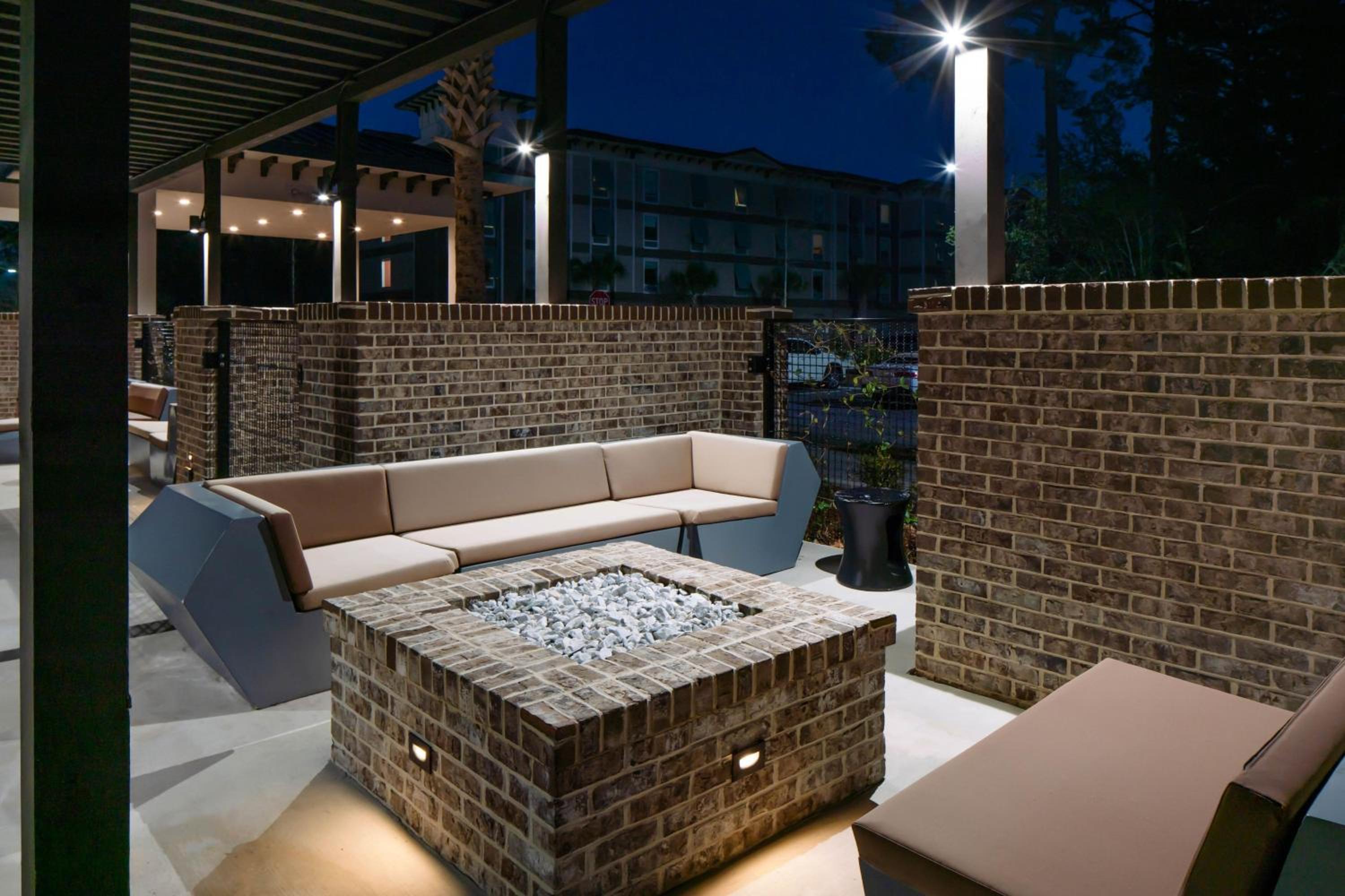 SpringHill Suites by Marriott Hilton Head Island - photo 18