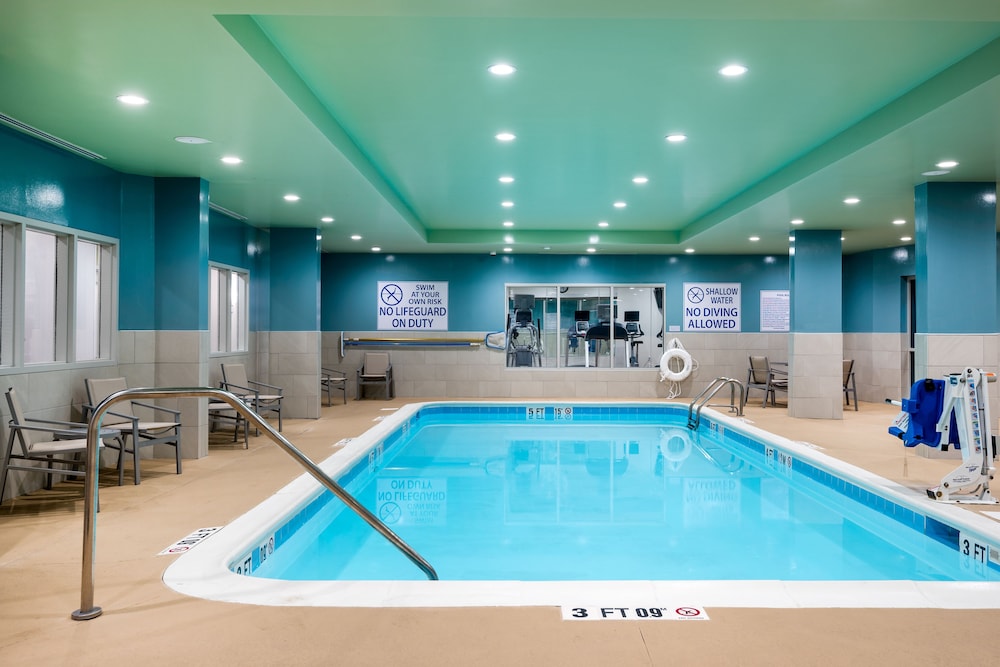 Holiday Inn Express & Suites Florence I 95 & I 20 Civic Ctr by IHG - photo 33