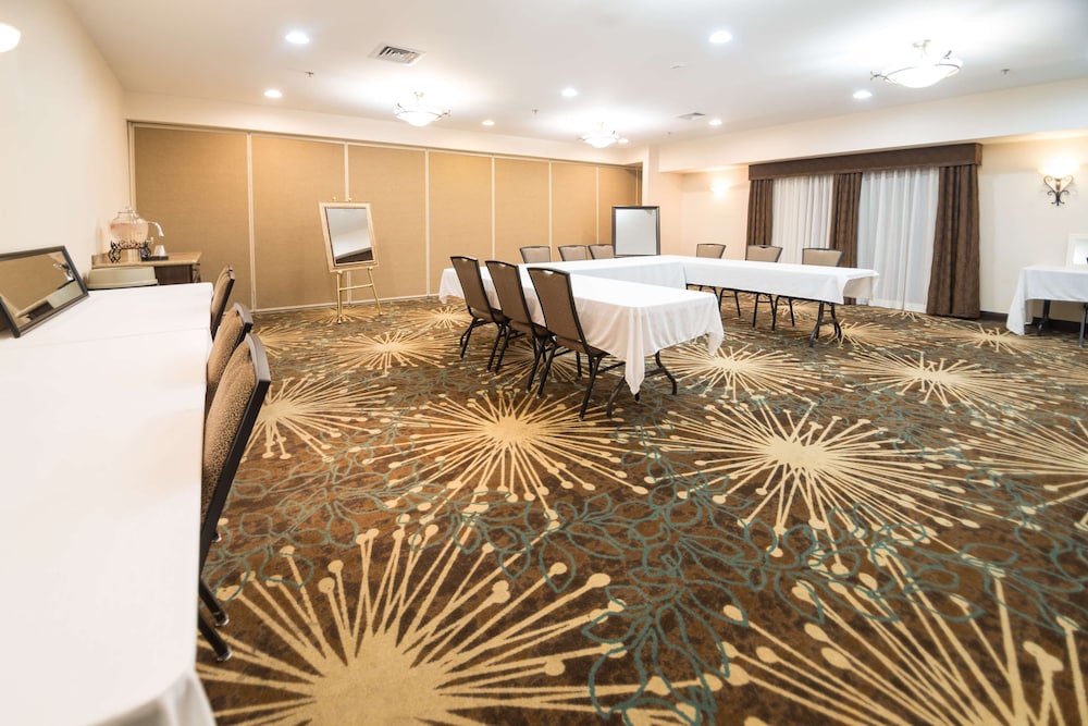 Hampton Inn by Hilton Tiffin - photo 37