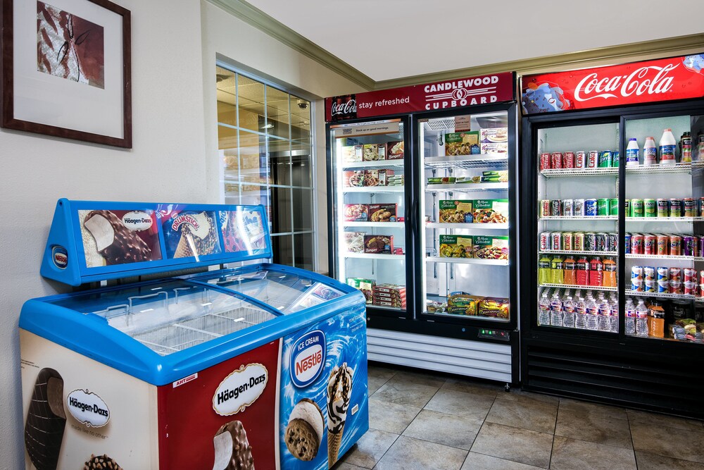 Candlewood Suites Galveston by IHG - photo 21