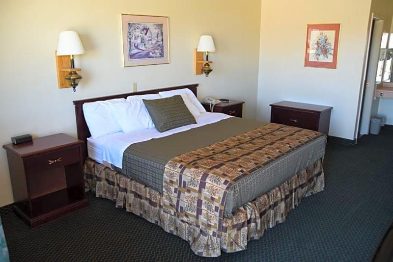 State Game Lodge & Resort - photo 18