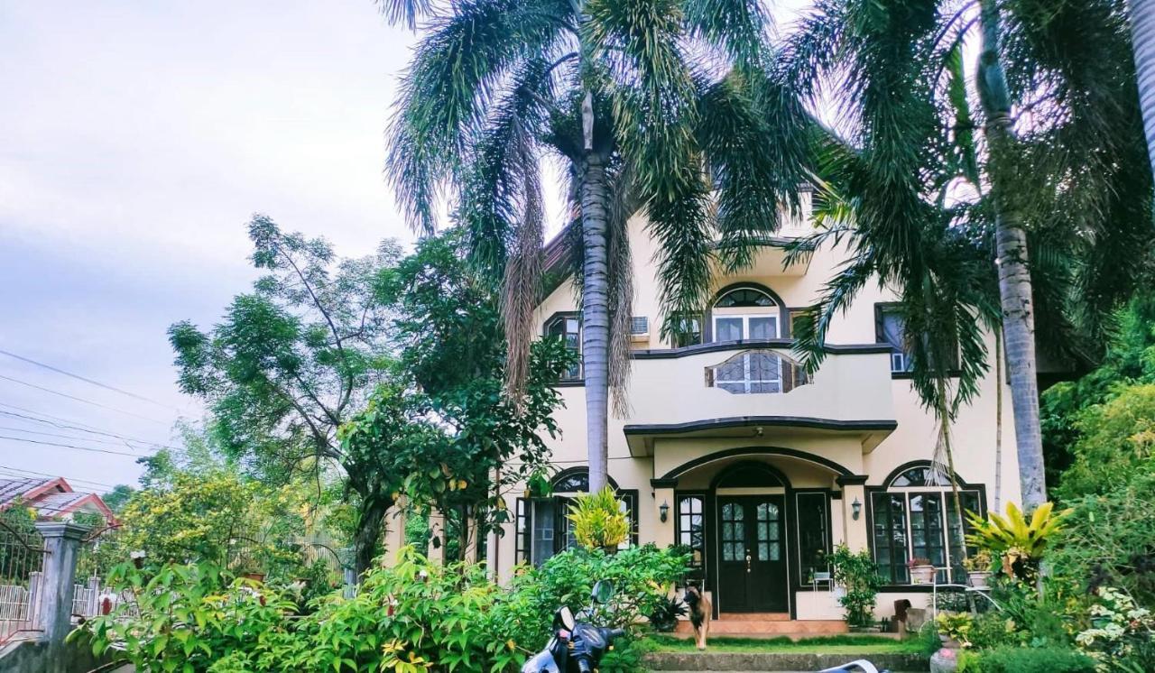 Belfort House B&B — 4-Star Luxury Hotel in Valencia, Philippines