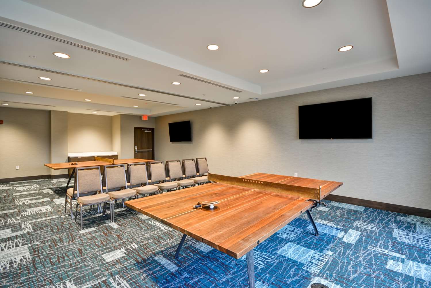 Home2 Suites by Hilton Pigeon Forge - photo 35