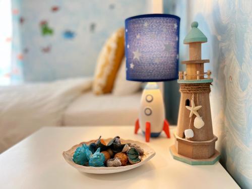 Cozy fairytal garden apartment Family Friendly Free parking 15 Min to Airport — 4-Star Luxury Hotel in Athens, Greece